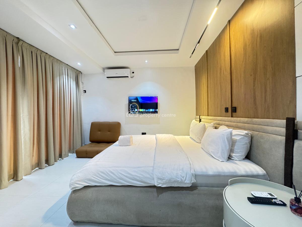 Luxury 2 Bedroom Apartments with Ps5, Ikate, Lekki, Lagos, Flat / Apartment Short Let