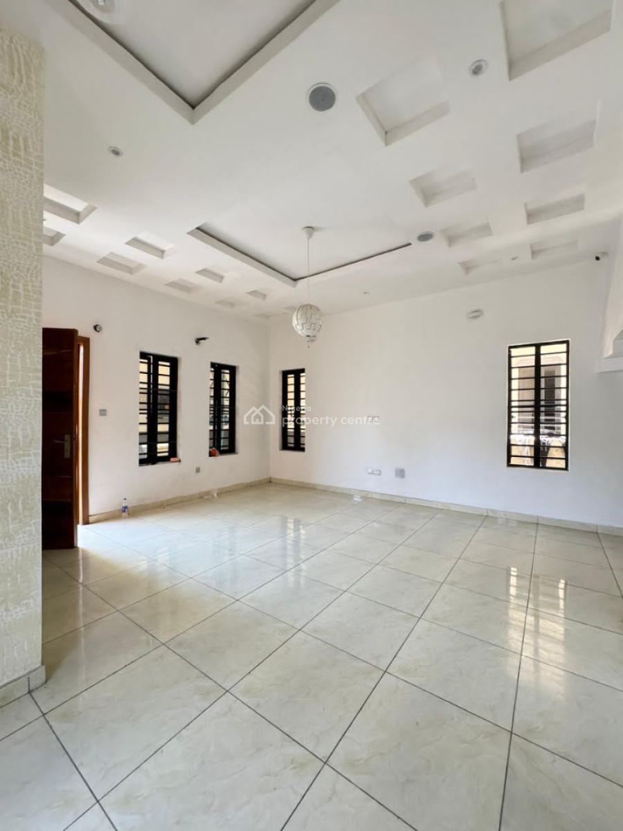 Well Maintained 4 Bedroom Semi Detached Duplex, Chevron, Lekki, Lagos, Semi-detached Duplex for Rent