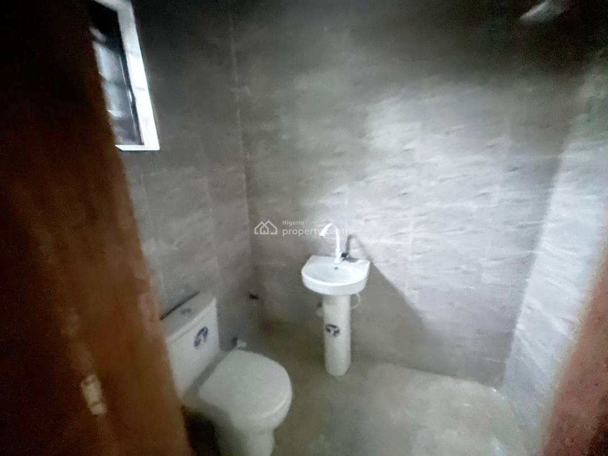 Luxury & Newly Built 2 Bedroom Apartment, Phase 1, Magodo, Lagos, Flat / Apartment for Rent