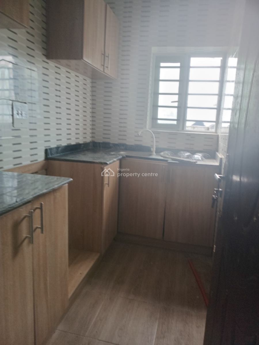 Luxury Miniflat Upstairs Apartment P.o.p Ceilings. Visitors Toilet, Awoyaya New Road Gbetu, Awoyaya, Ibeju Lekki, Lagos, Mini Flat (room and Parlour) for Rent
