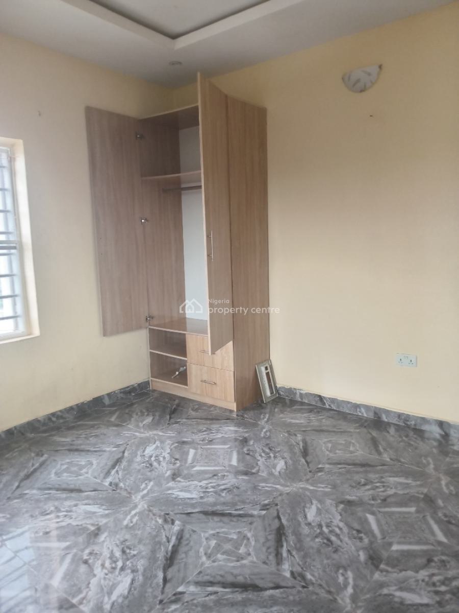 Luxury Miniflat Upstairs Apartment P.o.p Ceilings. Visitors Toilet, Awoyaya New Road Gbetu, Awoyaya, Ibeju Lekki, Lagos, Mini Flat (room and Parlour) for Rent