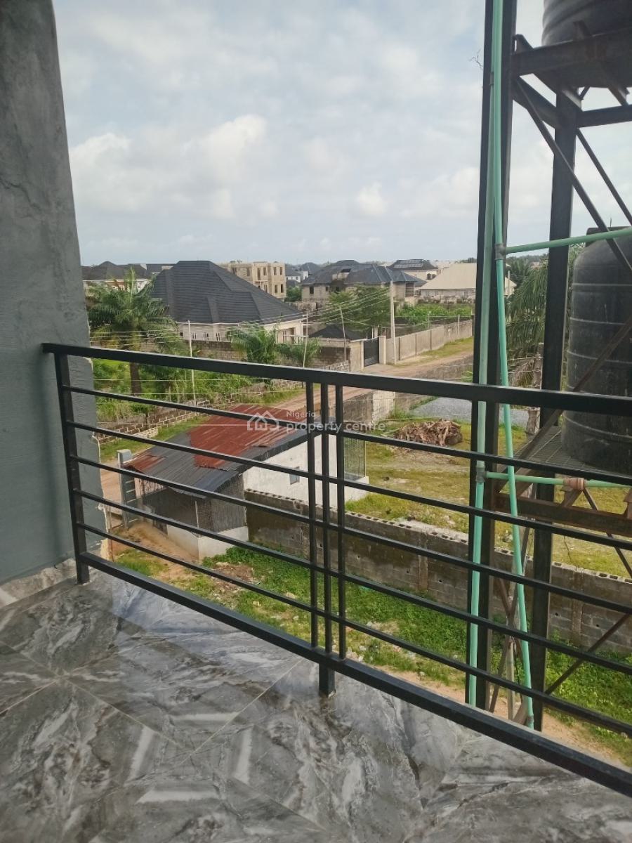 Luxury Miniflat Upstairs Apartment P.o.p Ceilings. Visitors Toilet, Awoyaya New Road Gbetu, Awoyaya, Ibeju Lekki, Lagos, Mini Flat (room and Parlour) for Rent