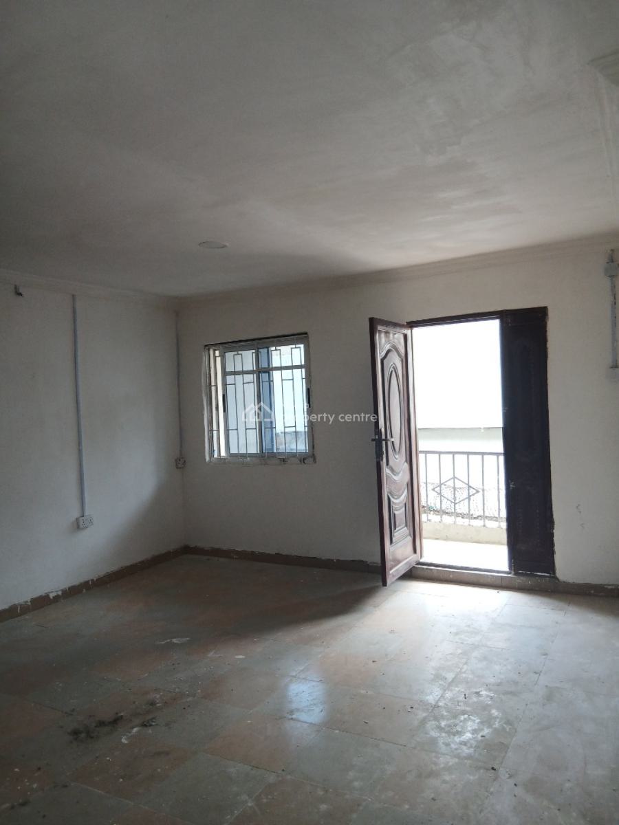 Superb Executive Three Bedroom, Yaba, Lagos, Flat / Apartment for Rent