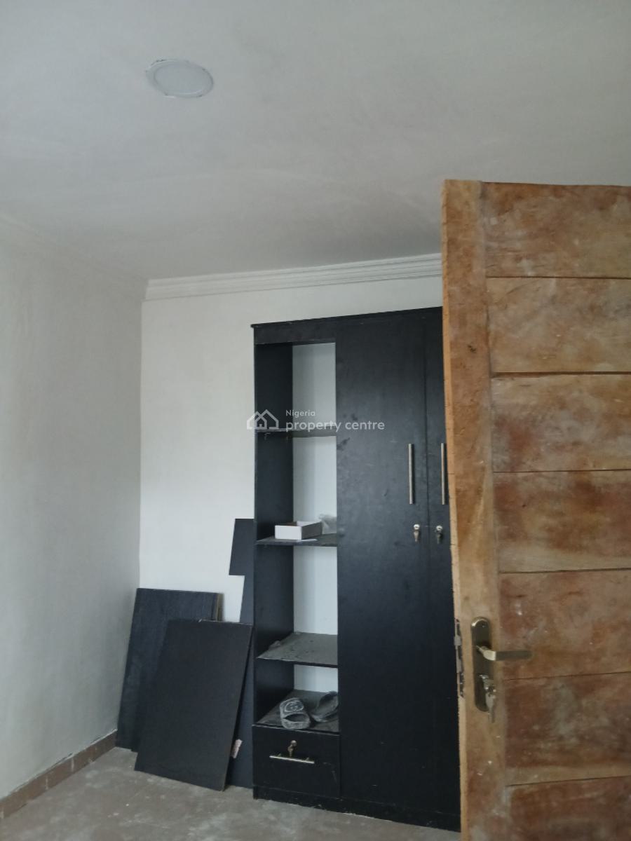 Superb Executive Three Bedroom, Yaba, Lagos, Flat / Apartment for Rent