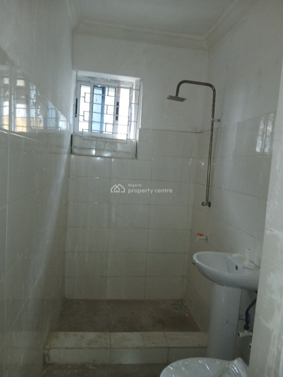 Superb Executive Three Bedroom, Yaba, Lagos, Flat / Apartment for Rent