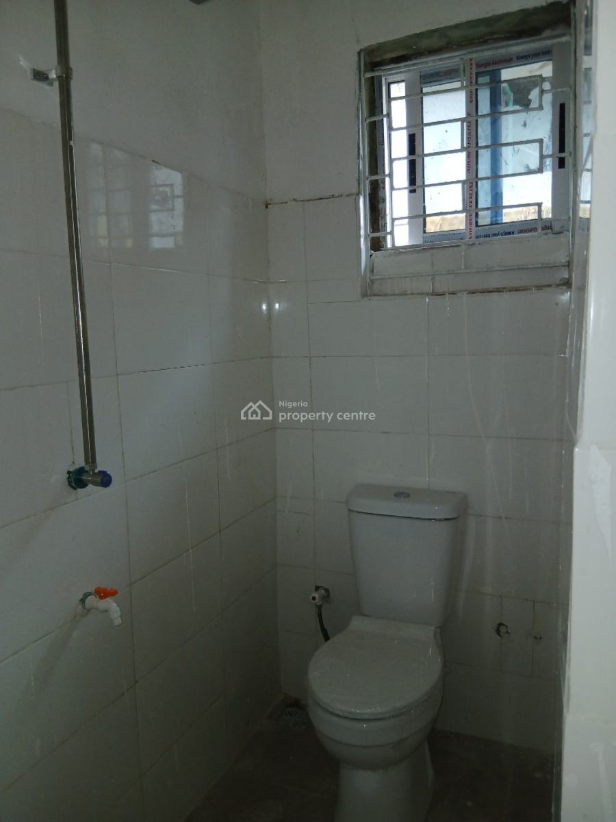 Superb Executive Three Bedroom, Yaba, Lagos, Flat / Apartment for Rent