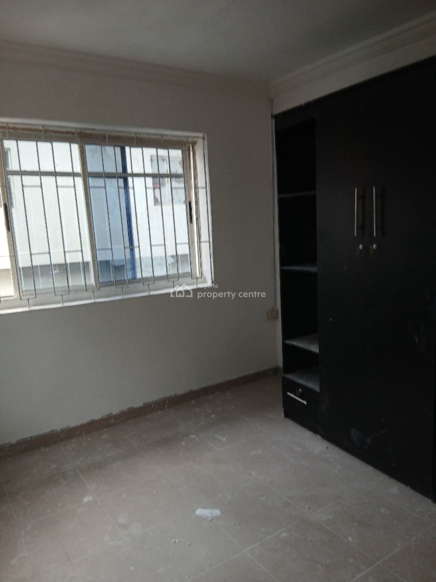 Superb Executive Three Bedroom, Yaba, Lagos, Flat / Apartment for Rent