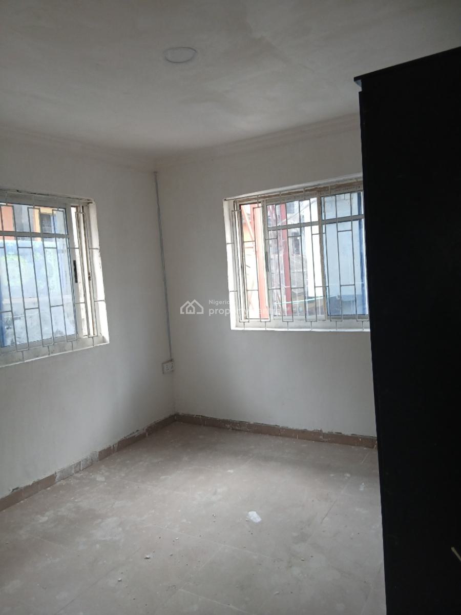Superb Executive Three Bedroom, Yaba, Lagos, Flat / Apartment for Rent