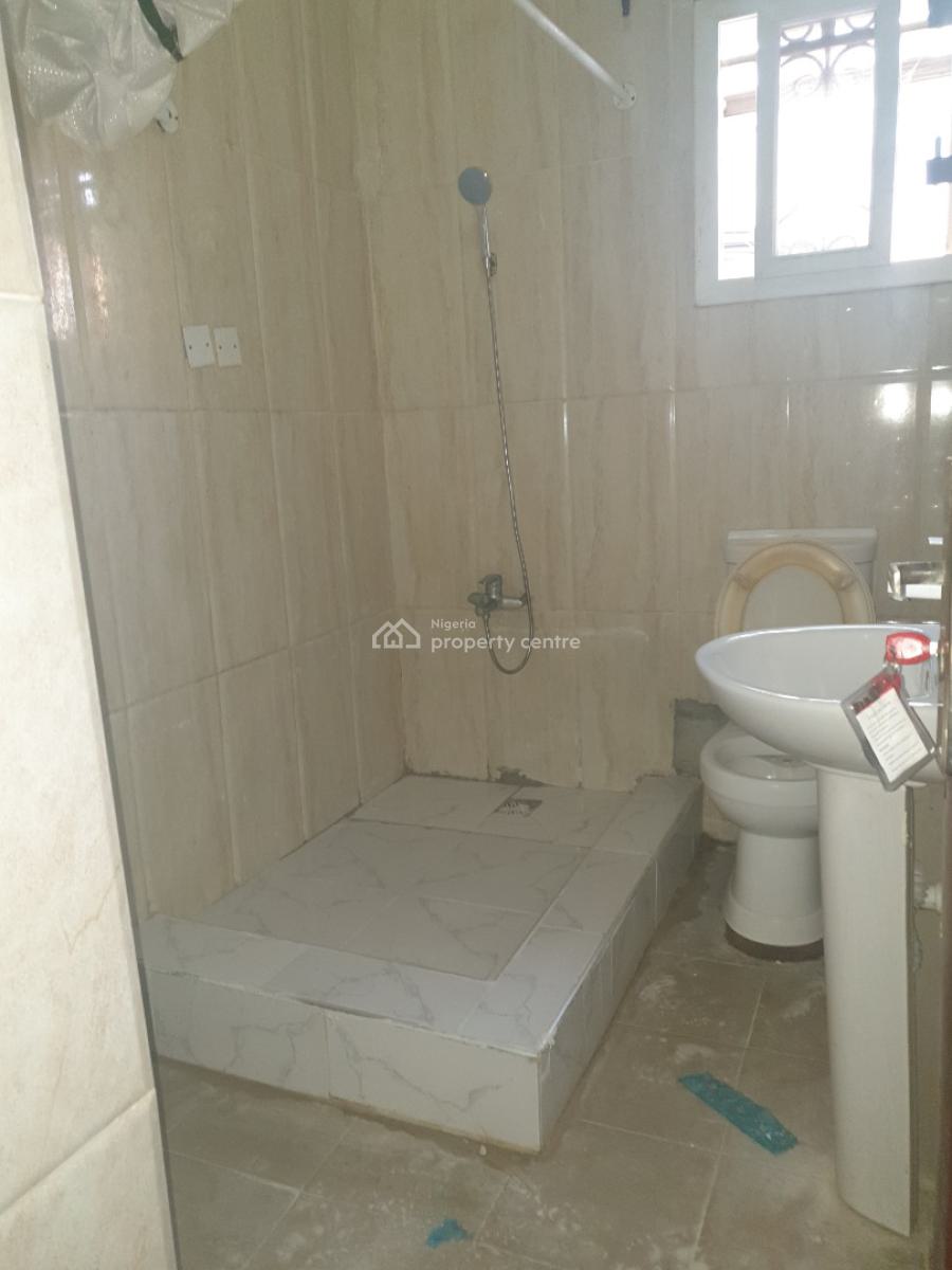 Spacious 2bedroom Flat, Idado Estate, Lekki, Lagos, Flat / Apartment for Rent