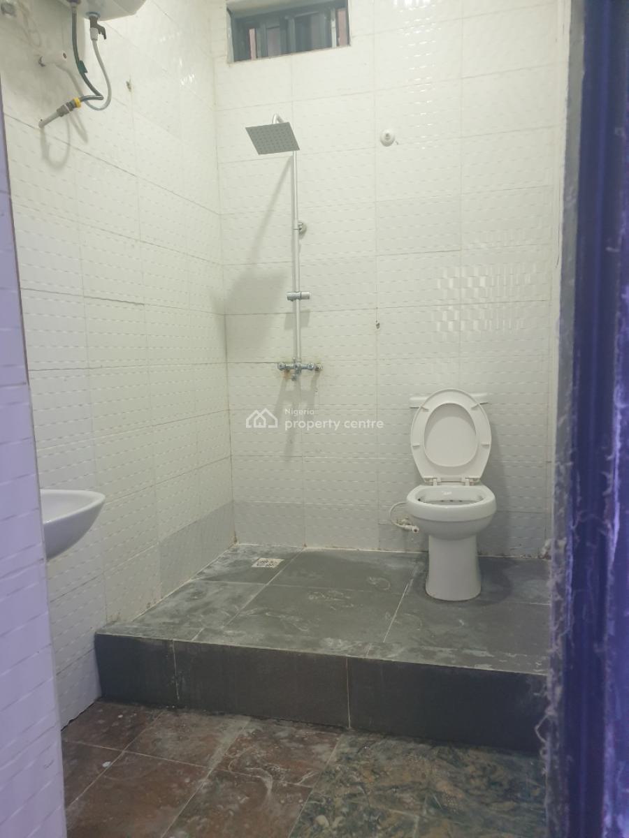 Spacious 2bedroom Flat, Idado Estate, Lekki, Lagos, Flat / Apartment for Rent