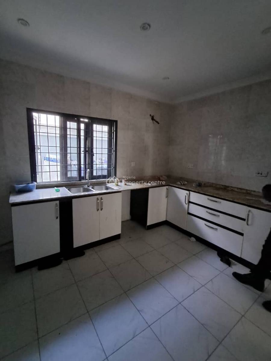 Fully Serviced 3-bedroom Apartment on Ground Floor, Orchid Road Lekki, Lekki, Lagos, Flat / Apartment for Rent