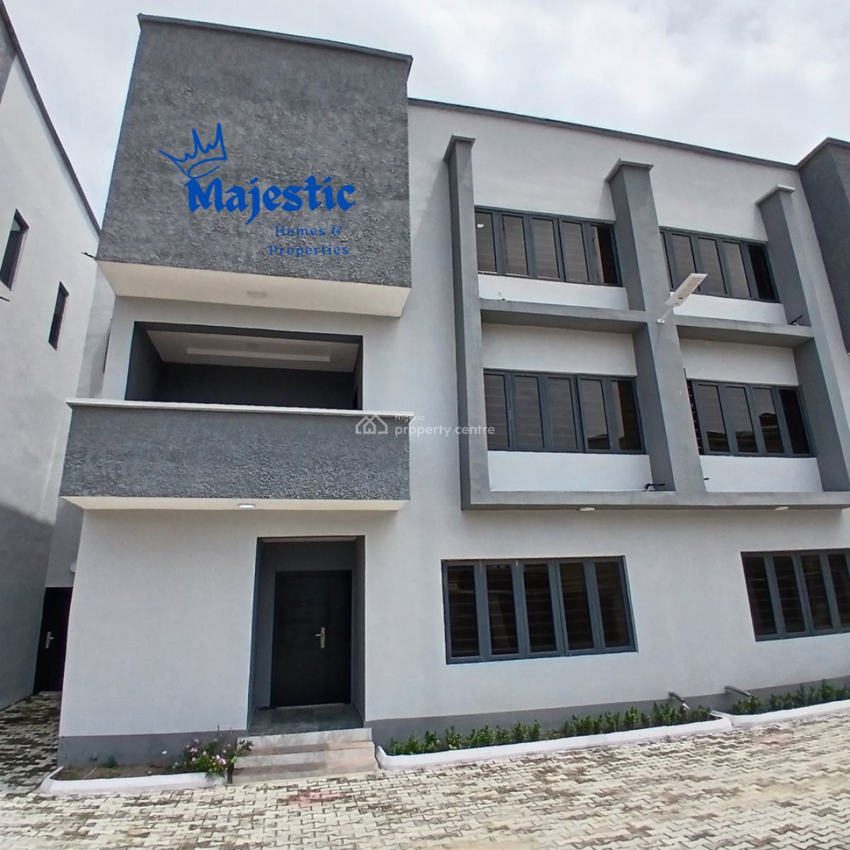 an Exquisite 4 Bedroom Terrace with 1 Study Rm, 1 Bq in Ologolo, Lekki, Ologolo, Lekki, Lagos, Semi-detached Duplex for Sale