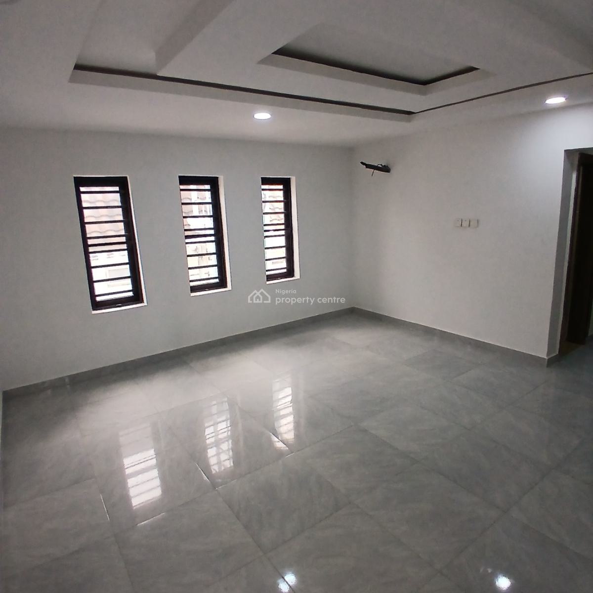 an Exquisite 4 Bedroom Terrace with 1 Study Rm, 1 Bq in Ologolo, Lekki, Ologolo, Lekki, Lagos, Semi-detached Duplex for Sale