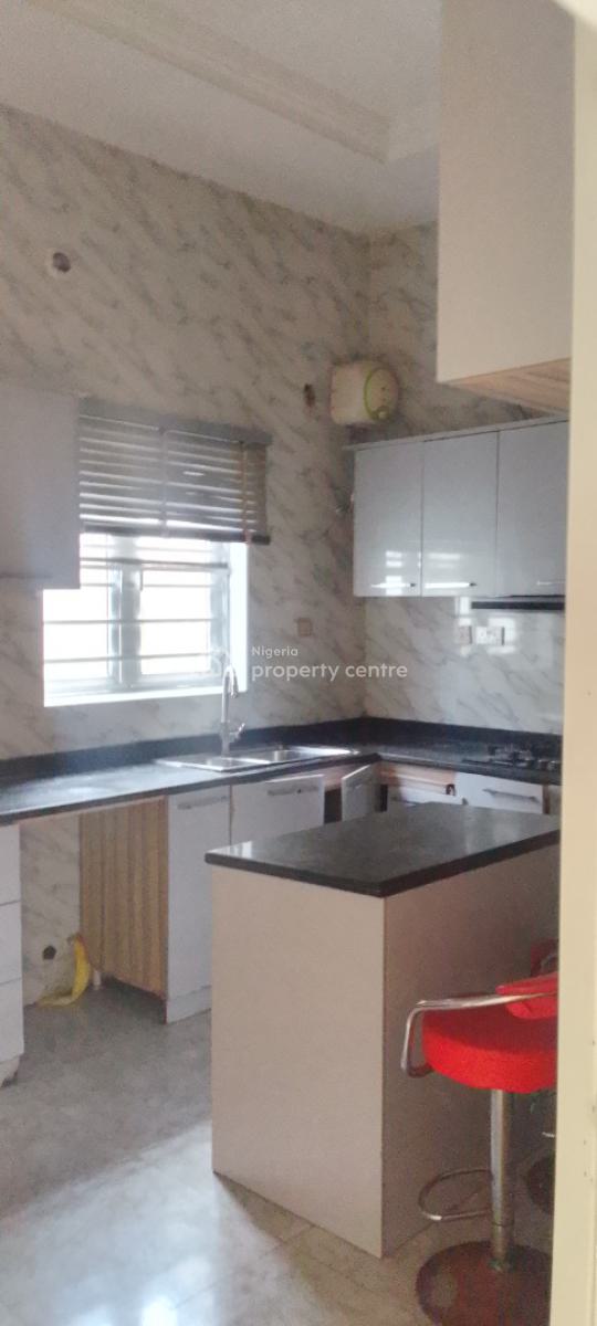 a Luxurious 4 Bedroom Duplex, Orchid Road , Estate, Lekki, Lagos, Terraced Duplex for Rent