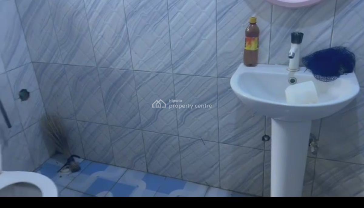 Three Bedroom Bungalow, Tsauni City,karfe Niger State, Suleja, Niger, Semi-detached Bungalow for Sale
