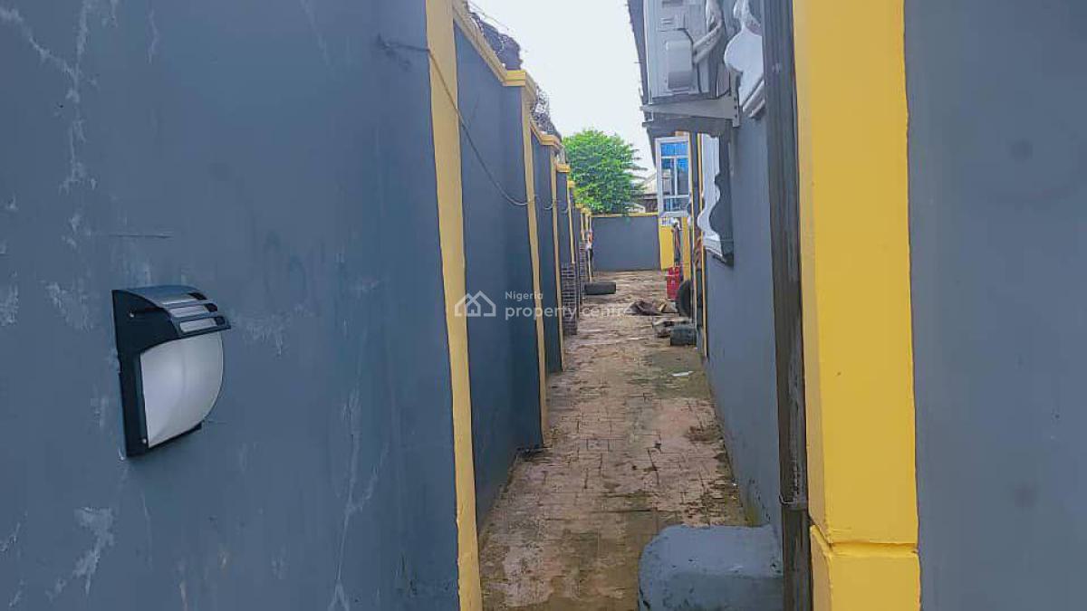 7 Flats of 4 Units of 3 Bedroom + 3 Units of 2 Bedroom, Off Ugbor/amagba Road. Gra, Benin, Oredo, Edo, House for Sale
