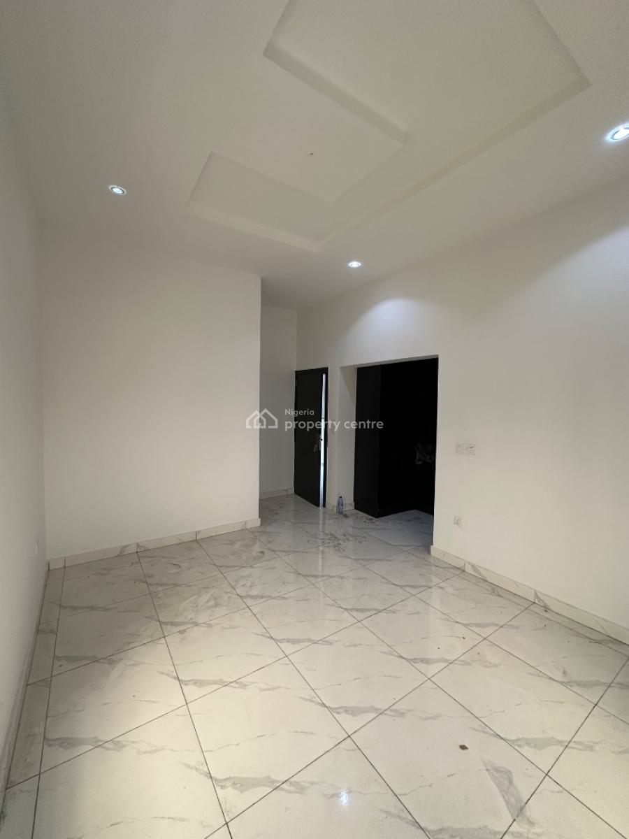 2bedroom Apartment, New Road, Igbo Efon, Lekki, Lagos, Flat / Apartment for Rent