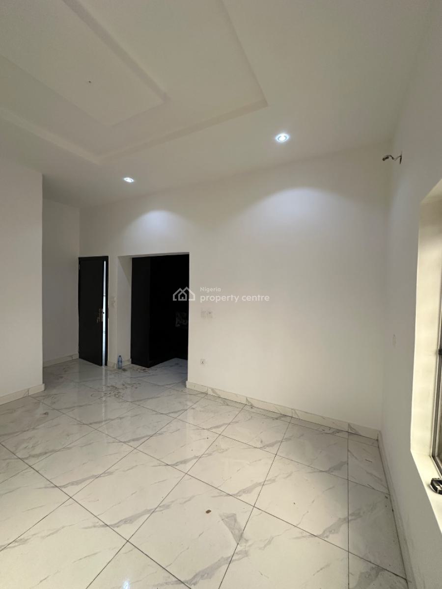 2bedroom Apartment, New Road, Igbo Efon, Lekki, Lagos, Flat / Apartment for Rent