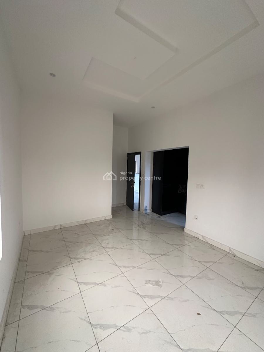 2bedroom Apartment, New Road, Igbo Efon, Lekki, Lagos, Flat / Apartment for Rent