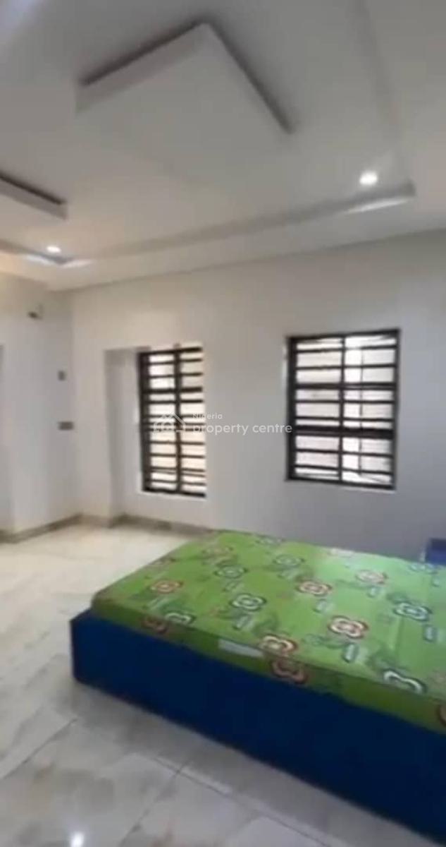 a Palatial 6 Bedroom Duplex, Okhoromi, Off Airport Road., Benin, Oredo, Edo, House for Sale