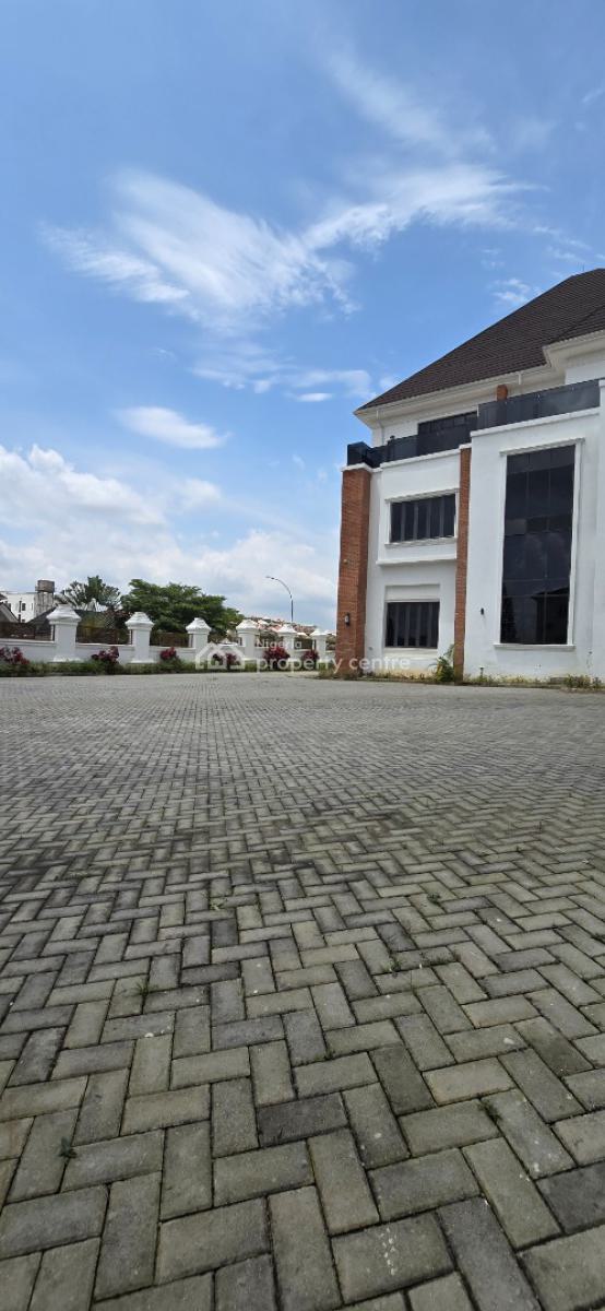 7 Bedroom Fully Detached Duplex with 2 Rooms Bq, Guest Chalet, Pool, Guzape District, Abuja, Detached Duplex for Sale