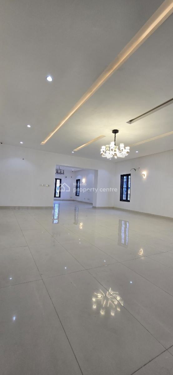 7 Bedroom Fully Detached Duplex with 2 Rooms Bq, Guest Chalet, Pool, Guzape District, Abuja, Detached Duplex for Sale