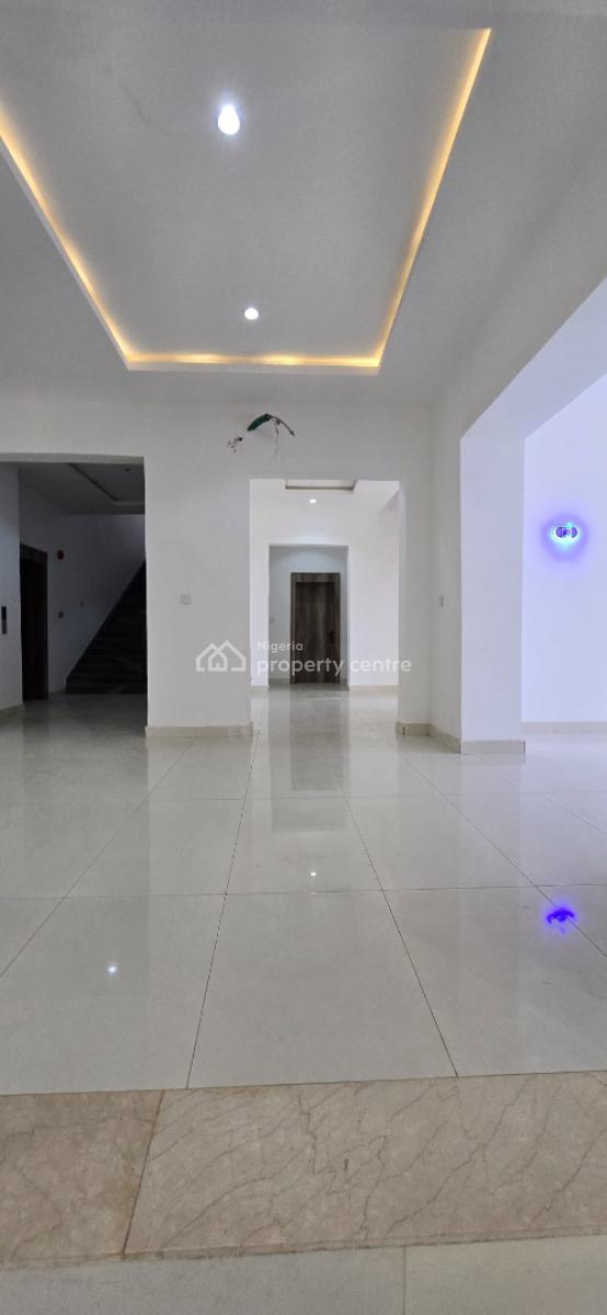 7 Bedroom Fully Detached Duplex with 2 Rooms Bq, Guest Chalet, Pool, Guzape District, Abuja, Detached Duplex for Sale