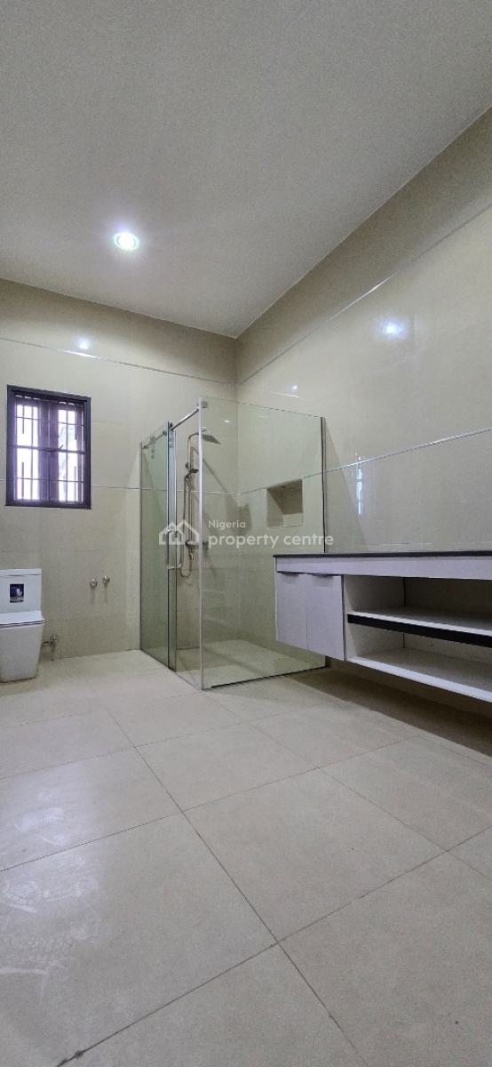 7 Bedroom Fully Detached Duplex with 2 Rooms Bq, Guest Chalet, Pool, Guzape District, Abuja, Detached Duplex for Sale