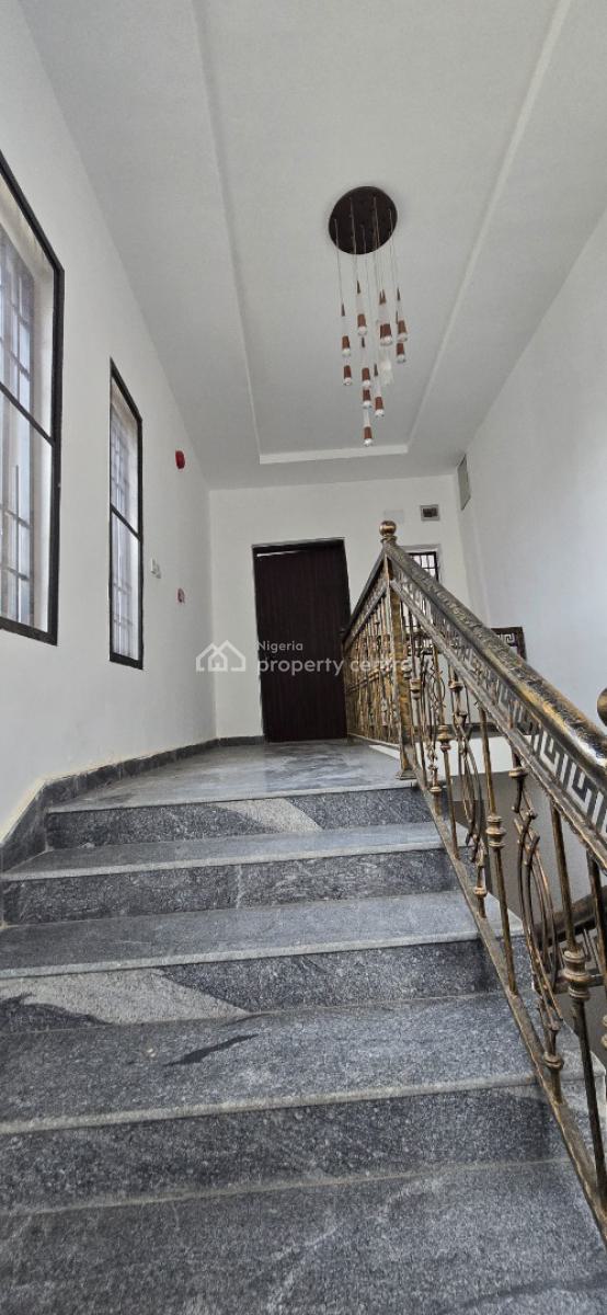 7 Bedroom Fully Detached Duplex with 2 Rooms Bq, Guest Chalet, Pool, Guzape District, Abuja, Detached Duplex for Sale