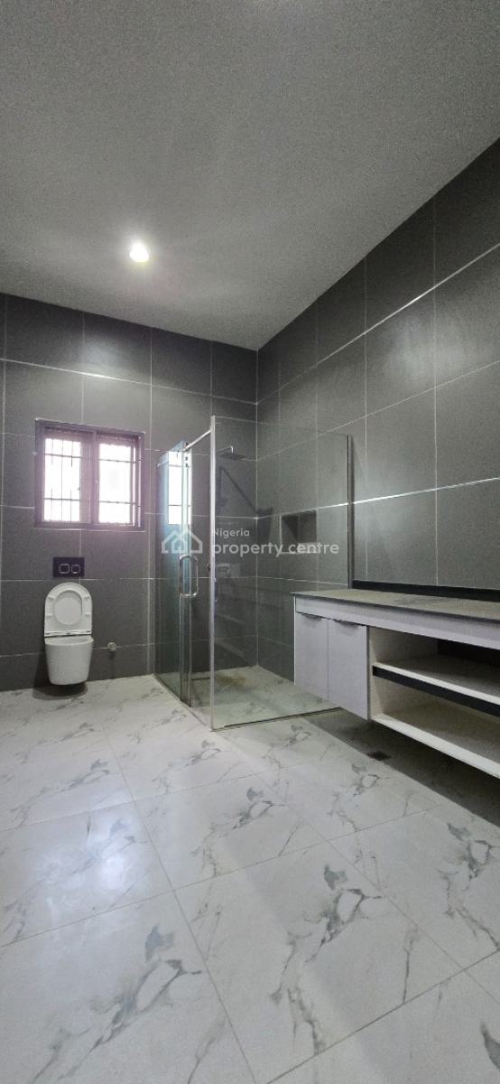 7 Bedroom Fully Detached Duplex with 2 Rooms Bq, Guest Chalet, Pool, Guzape District, Abuja, Detached Duplex for Sale