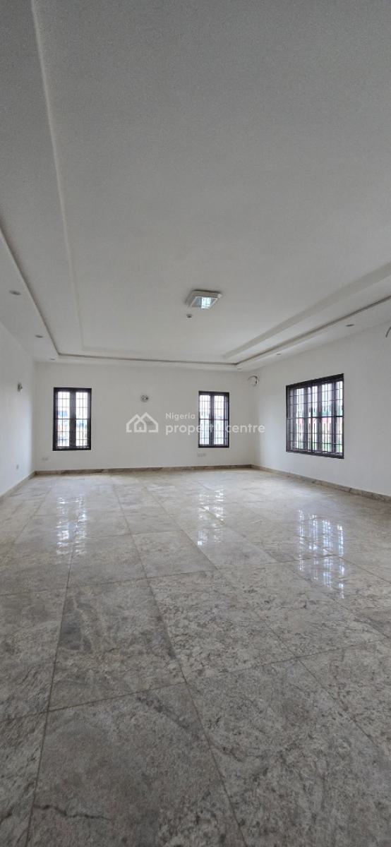 7 Bedroom Fully Detached Duplex with 2 Rooms Bq, Guest Chalet, Pool, Guzape District, Abuja, Detached Duplex for Sale