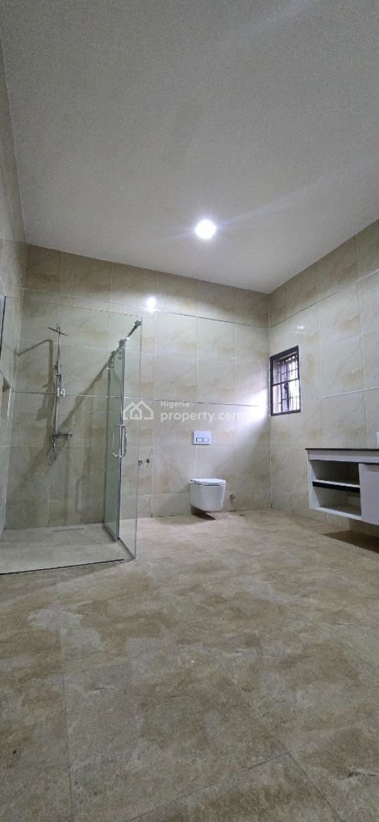 7 Bedroom Fully Detached Duplex with 2 Rooms Bq, Guest Chalet, Pool, Guzape District, Abuja, Detached Duplex for Sale