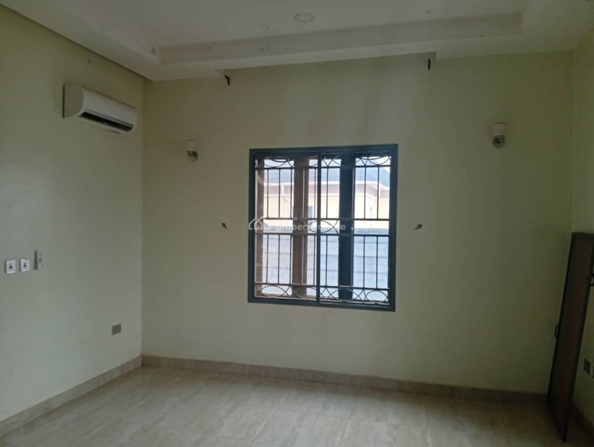 6-bedroom Duplex with 2bq, Airport Road, Lugbe District, Abuja, Detached Duplex for Rent