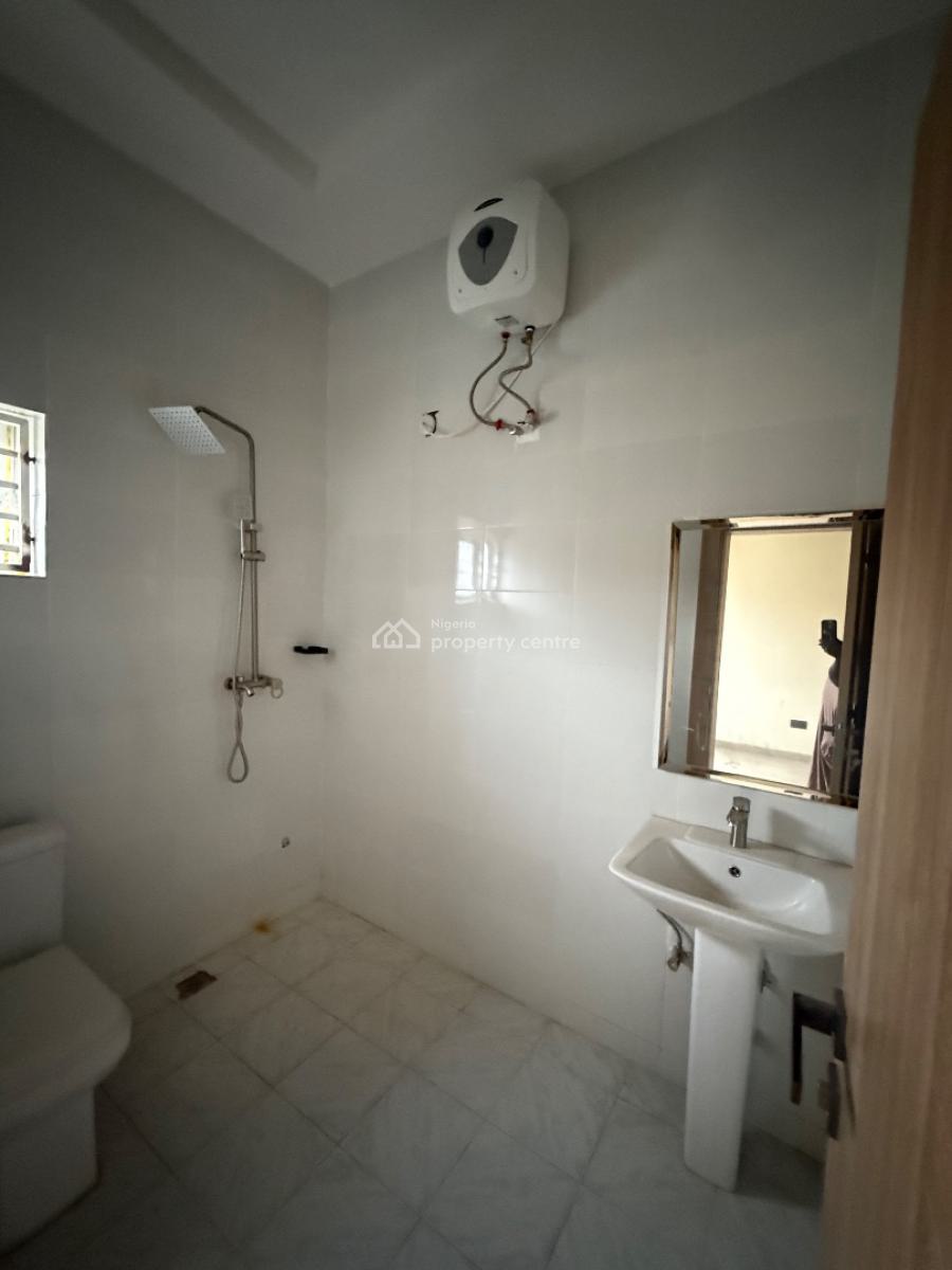 Tastefully Built Massive 8 Bedroom Detached with 2 Bed Basement Bq, Naffvalley Estate, Asokoro District, Abuja, Detached Duplex for Rent