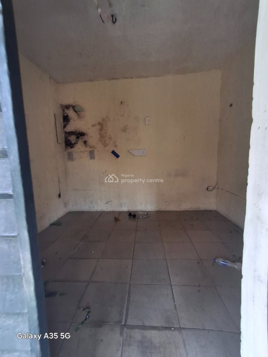 Shop Facing Expressway at Sangotedo Ajah, Sangotedo, Ajah, Lagos, Shop for Rent