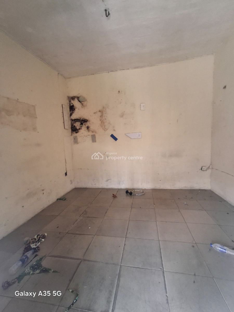 Shop Facing Expressway at Sangotedo Ajah, Sangotedo, Ajah, Lagos, Shop for Rent