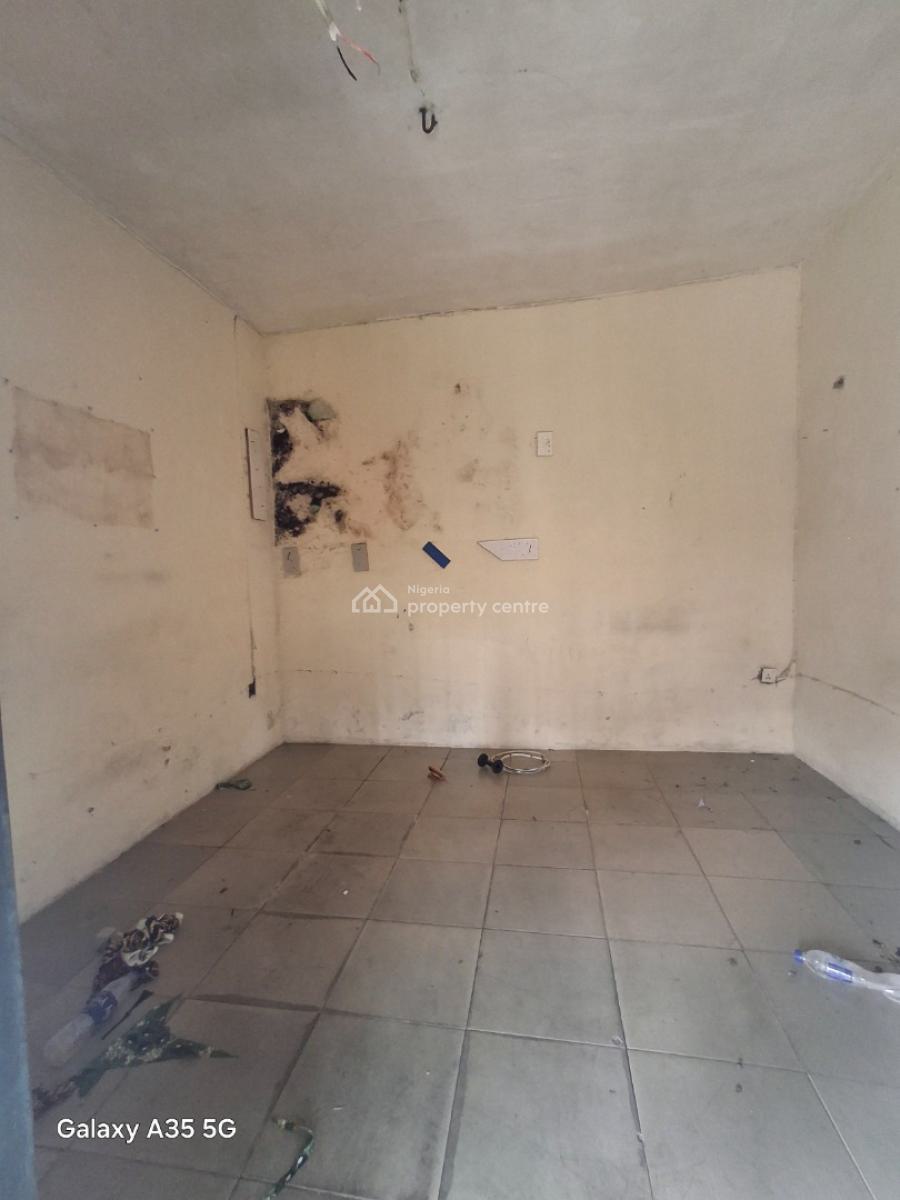 Shop Facing Expressway at Sangotedo Ajah, Sangotedo, Ajah, Lagos, Shop for Rent