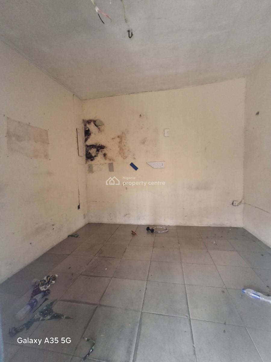 Shop Facing Expressway at Sangotedo Ajah, Sangotedo, Ajah, Lagos, Shop for Rent