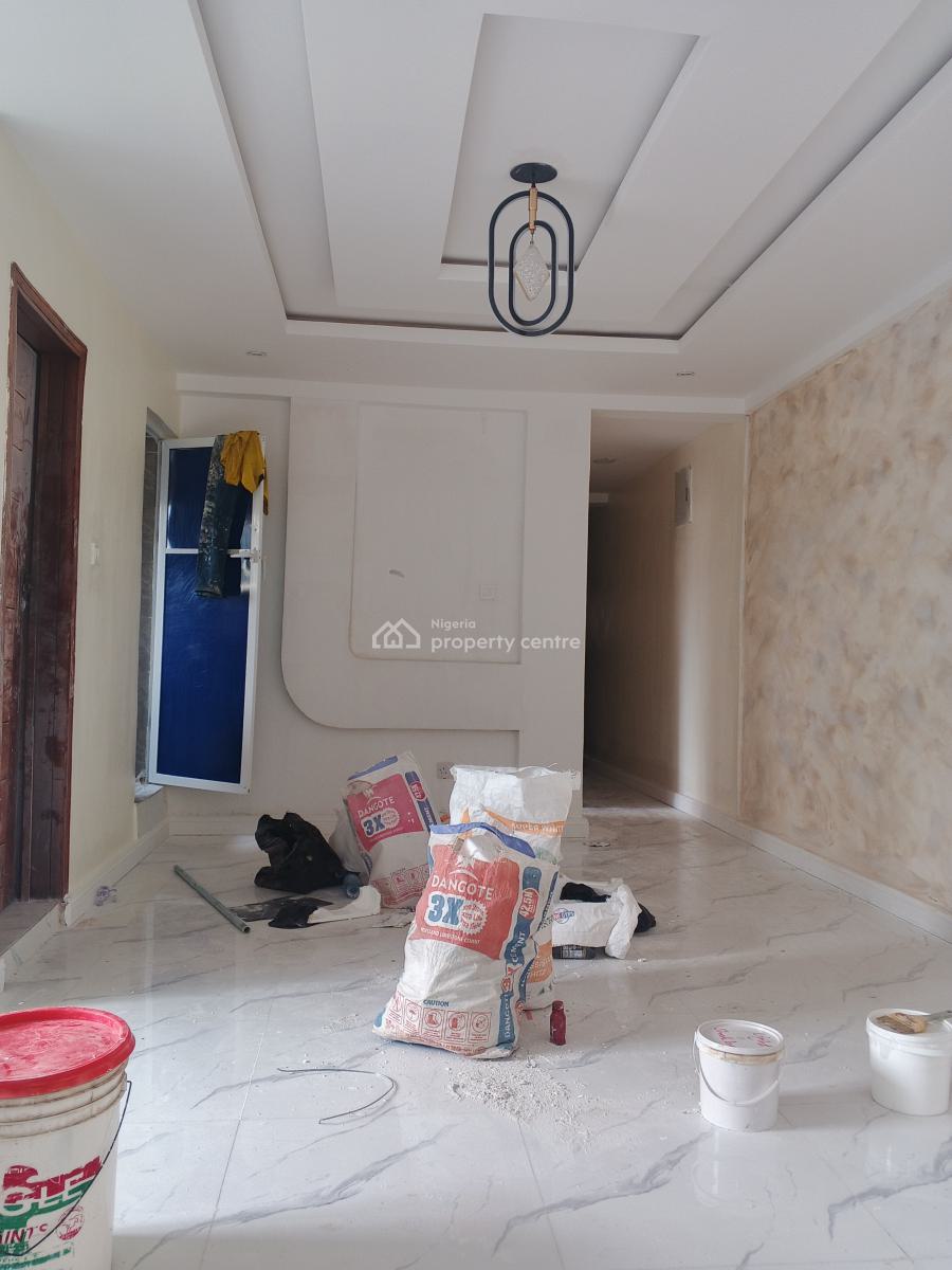 Two Bedroom Apartment Available in a Serene Area, Onike, Onike, Yaba, Lagos, Flat / Apartment for Rent