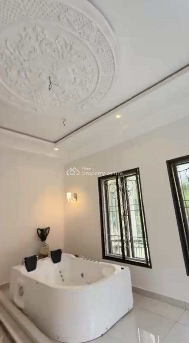 Luxury Hilltop 6 Bedroom+ 2 Sitting Room Mansion, Guzape Main, Guzape District, Abuja, House for Sale