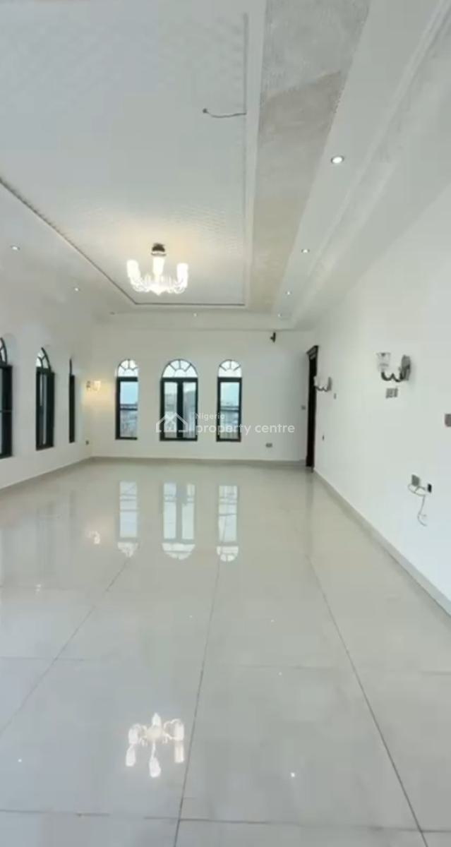 Luxury Hilltop 6 Bedroom+ 2 Sitting Room Mansion, Guzape Main, Guzape District, Abuja, House for Sale