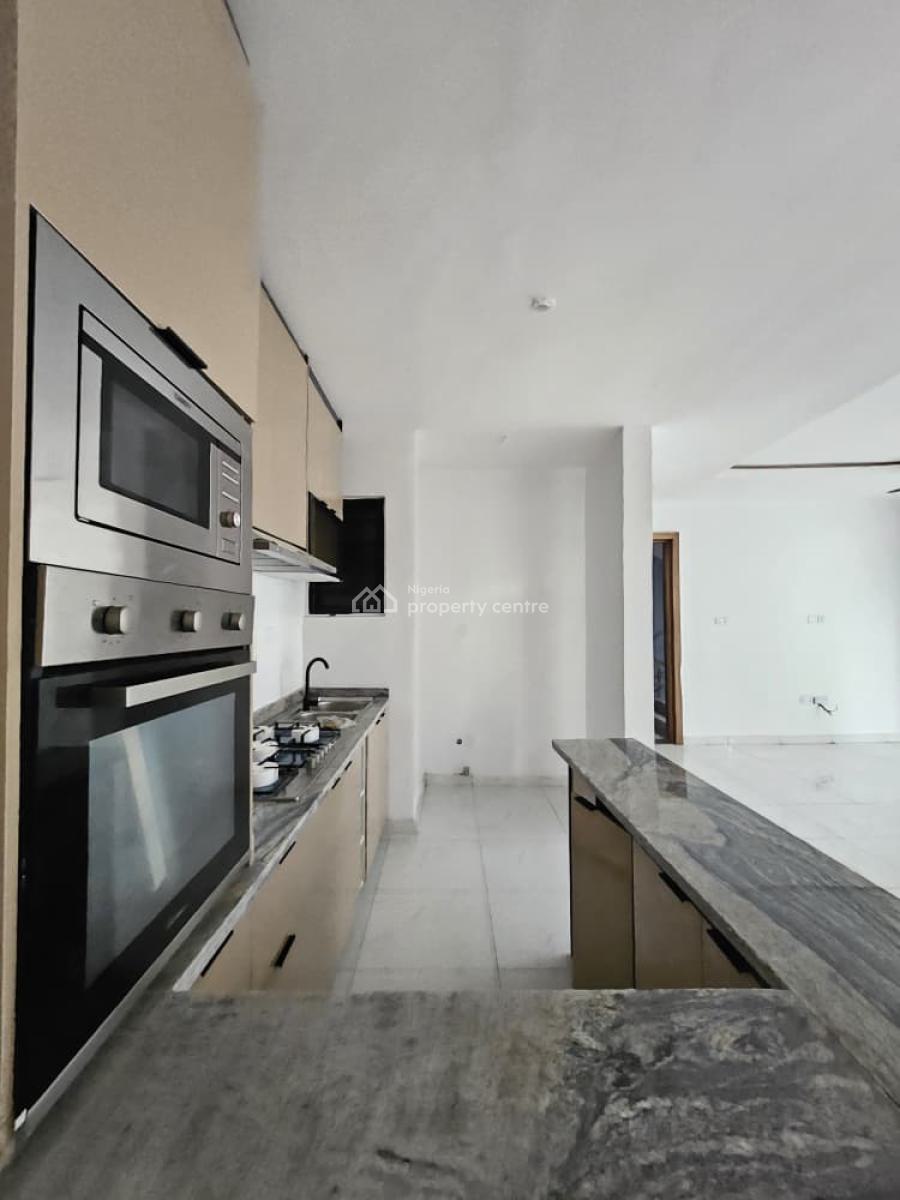 Exquisitely Built 2 Bedroom Apartment with Spacious En-suite Rooms, Ikate, Lekki, Lagos, Block of Flats for Sale