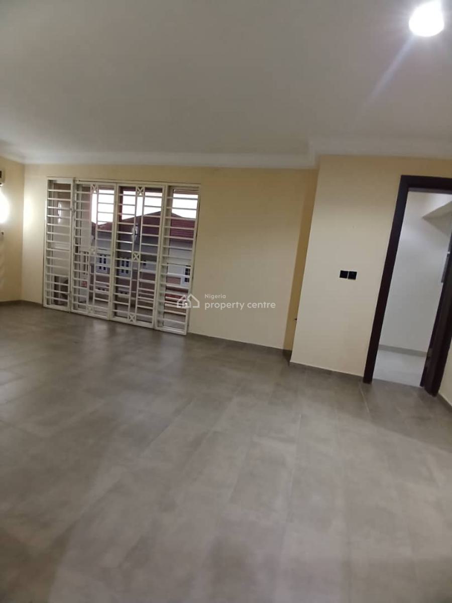 Spacious and Well Renovated Servied 3 Bedroom Flat with a Bq, Asokoro District, Abuja, Terraced Duplex for Rent