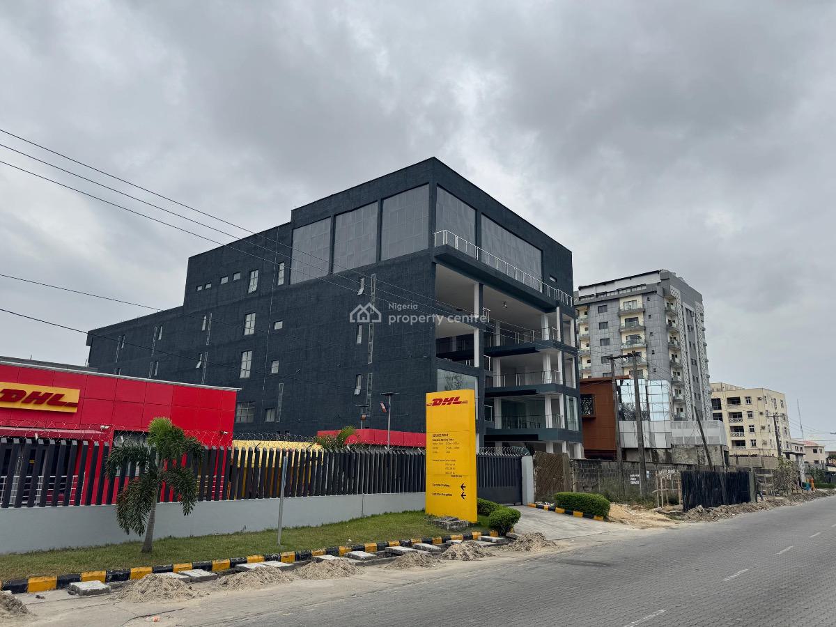 Newly Built Plaza, Admiralty Way, Lekki Phase 1, Lekki, Lagos, Plaza / Complex / Mall for Rent