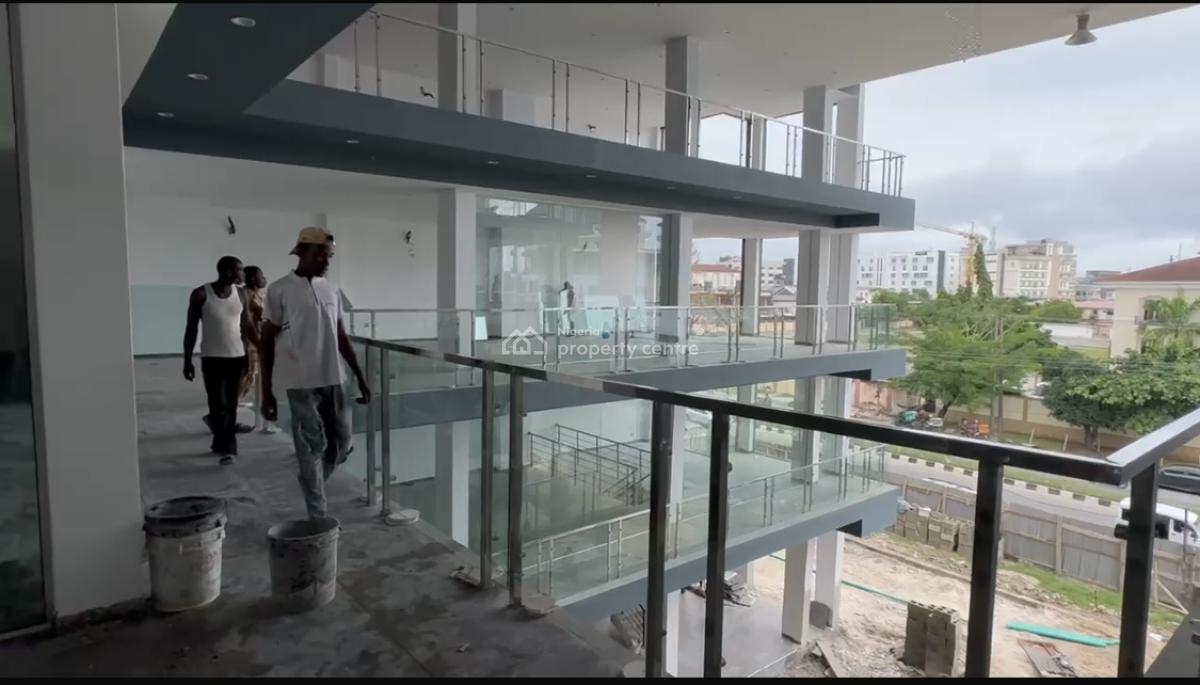 Newly Built Plaza, Admiralty Way, Lekki Phase 1, Lekki, Lagos, Plaza / Complex / Mall for Rent