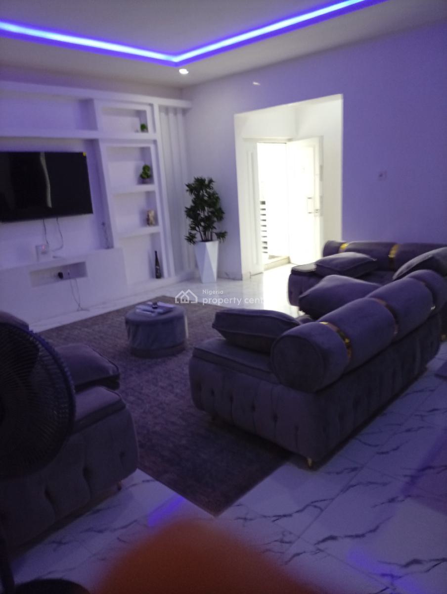 Luxury and Fully Serviced and Furnished 2 Bedroom Apartment, Guzape District, Abuja, Flat / Apartment for Rent