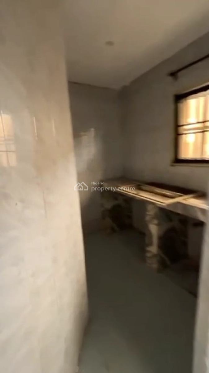 Relatively New 2bedroom Flat Apartment Available, Gra, Ogudu, Lagos, Flat / Apartment for Rent