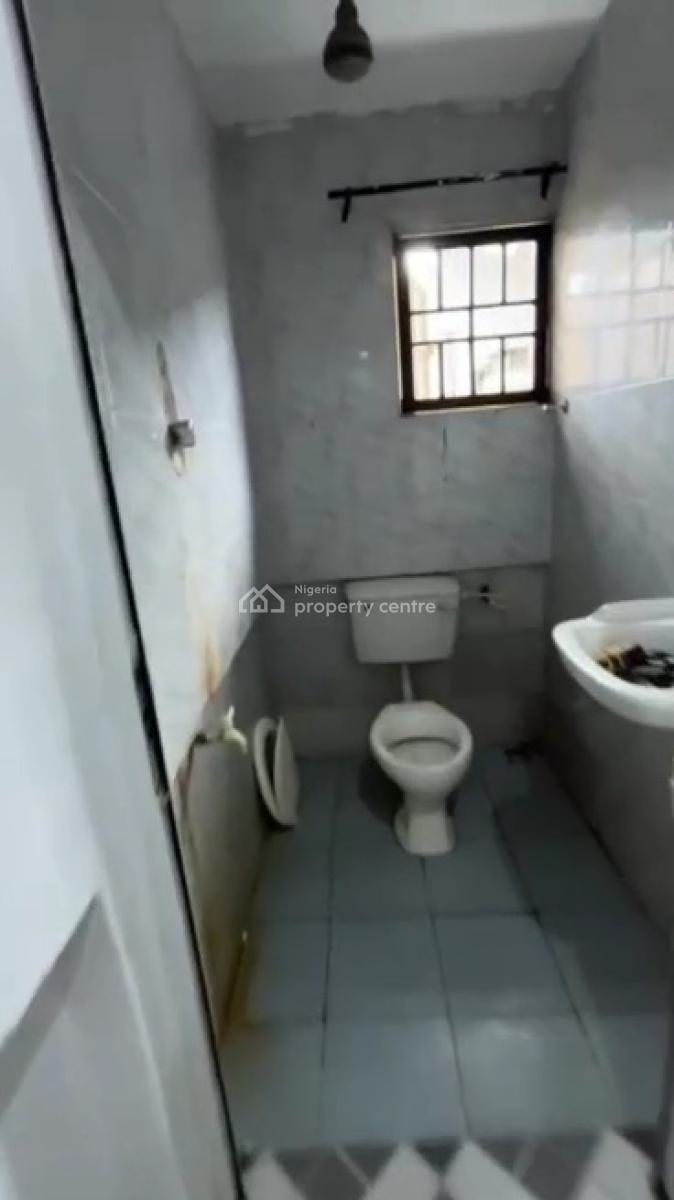 Relatively New 2bedroom Flat Apartment Available, Gra, Ogudu, Lagos, Flat / Apartment for Rent