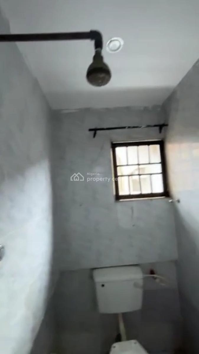 Relatively New 2bedroom Flat Apartment Available, Gra, Ogudu, Lagos, Flat / Apartment for Rent