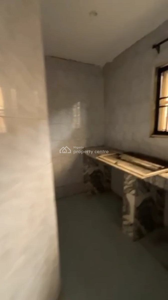 Relatively New 2bedroom Flat Apartment Available, Gra, Ogudu, Lagos, Flat / Apartment for Rent